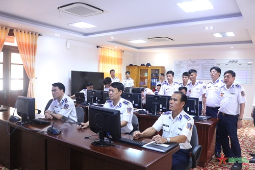 Vùng Cảnh sát biển 4 triển khai giải pháp khắc phục IUU ​